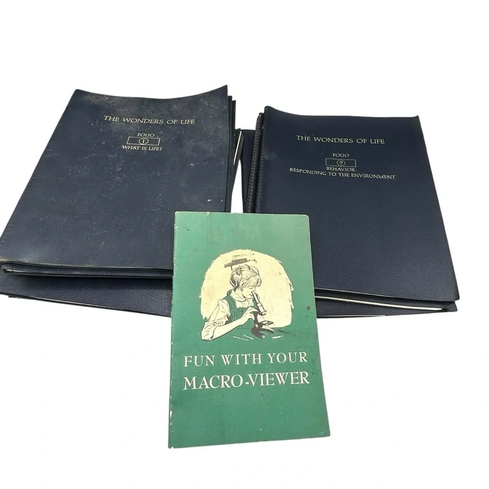 1964 VINTAGE THE WONDER OF LIFE FOLIO 12 BOOKS AND MEADE MICROSCOPE BOOK